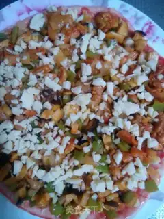 Make Chicken pizza in Orleans step 4