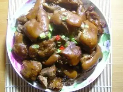 Make Red pig feet step 5