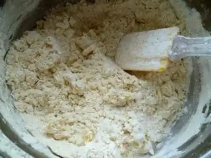 Make Cheese raisin step 1