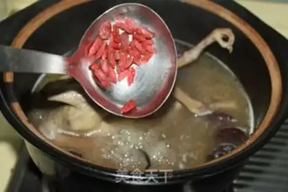 Make Wormb pigeon soup step 6