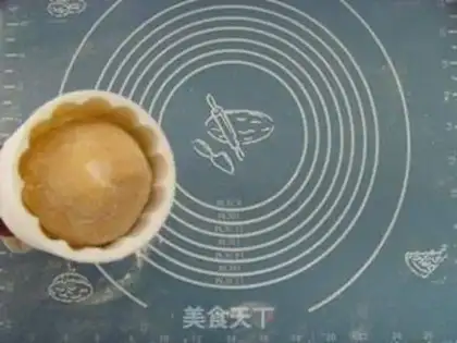 Make The egg yolk mooncake step 14