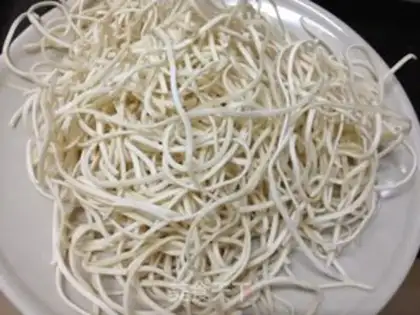 Make The bean noodles step 3