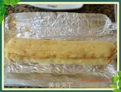 Make Meat-sun salad omelet step 25