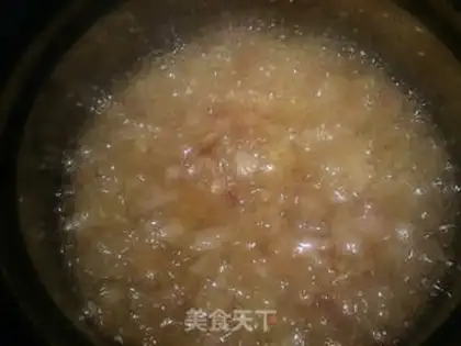 Make Onion oil step 1