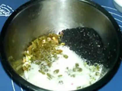 Make A raisin sapphire step 1