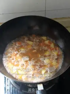 Make Tomato potato stew step 1