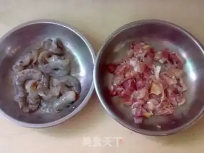 Make Spicy chicken shrimp balls step 0