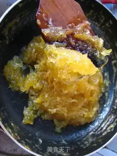 Make Homemade mooncake fruit pie step 8