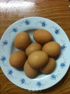Make Five spicy tea eggs step 0