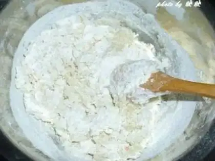 Make A wide-range tart moon cake step 12