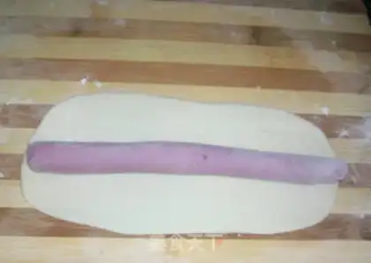 Make Double-coloured buns step 11