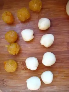 Make Mini ice mooncake step 5