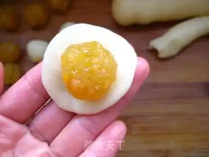 Make Mini ice mooncake step 6