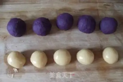 Make The potato moon cake step 3