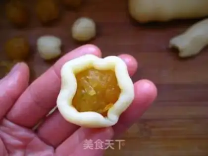 Make Mini ice mooncake step 7