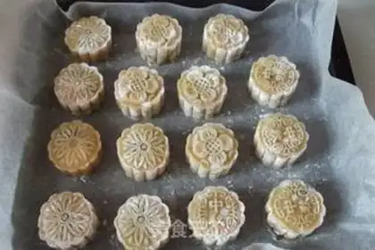 Make The potato moon cake step 7