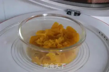 Make Pumpkin crackers step 2