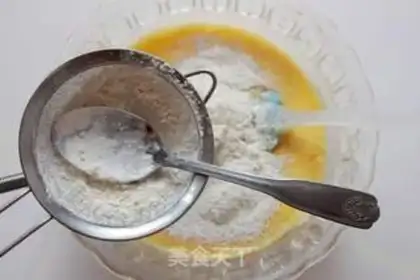 Make French cheese cranberry mooncake step 9