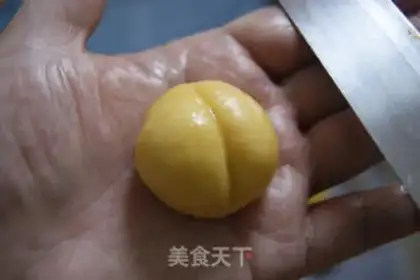 Make Pumpkin crackers step 10