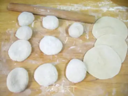 Make A corn bun with gravy step 8