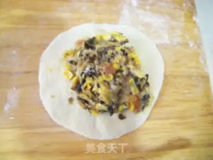 Make A corn bun with gravy step 9