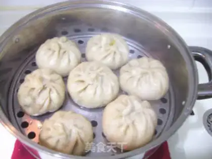 Make A corn bun with gravy step 12