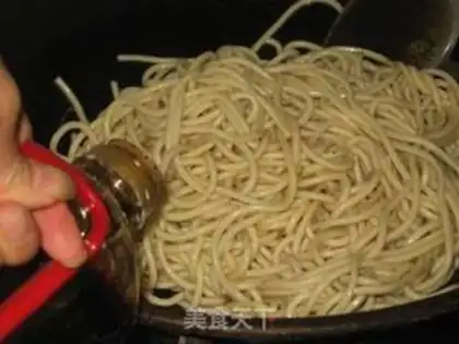 Make Chicken-crunch noodles step 8