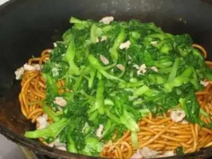 Make Chicken-crunch noodles step 10