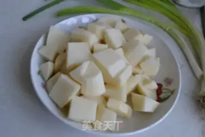Make Five flowers for potatoes step 2