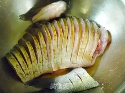 Make Peacock Opens Fish step 3