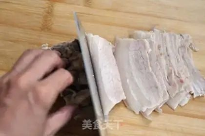Make Spicy white meat step 1