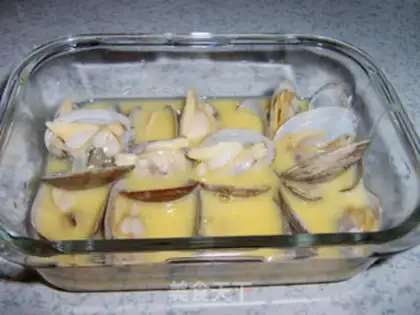 Make Flower clams and eggs step 8