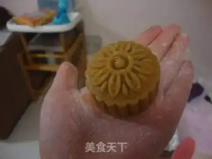 Make Chestnut mooncake step 8