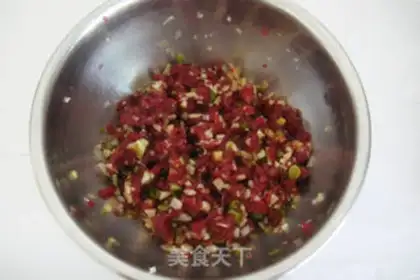 Make Spicy beef sauce step 2