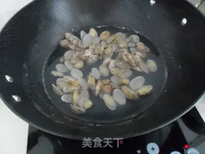 Make Pop clams step 1