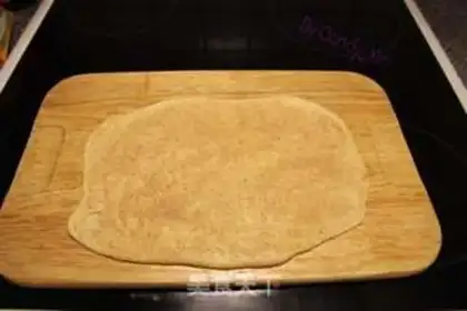 Make Swedish cinnamon rolls step 8