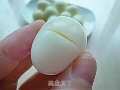 Make Little rabbit quail eggs step 3