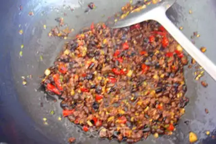 Make Spicy beef sauce step 9