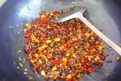 Make Spicy beef sauce step 11