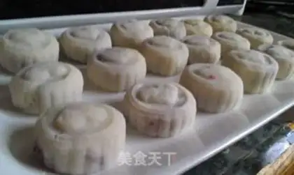 Make Spades with ice-cream mooncakes step 8