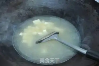 Make Spicy squid soup step 6
