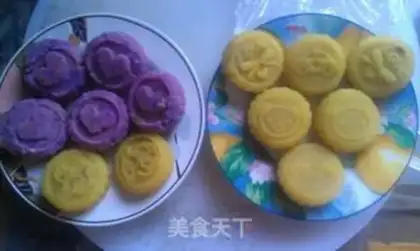 Make Spades with ice-cream mooncakes step 9