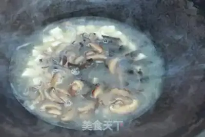Make Spicy squid soup step 7