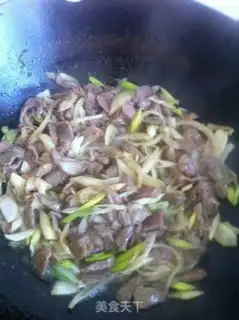 Make Two onions for lamb step 8