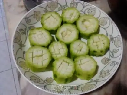 Make Garlic silk melon step 1