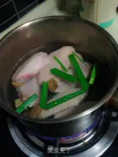 Make Coke chicken wings step 1