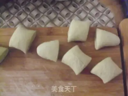 Make Tread dumplings step 17
