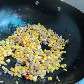 Make Sweet corn fried meat step 4
