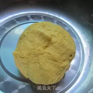 Make Pumpkin bun step 2