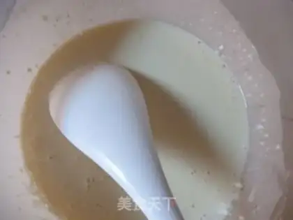 Make Milk banana cake step 1